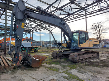 Pásové rýpadlo VOLVO EC250DL