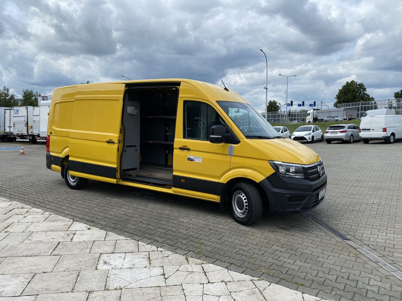 Volkswagen Crafter 35 Maxi / 2.0 TDi / E6 / DHL / LIKE NEW leasing Volkswagen Crafter 35 Maxi / 2.0 TDi / E6 / DHL / LIKE NEW: obrázek 35