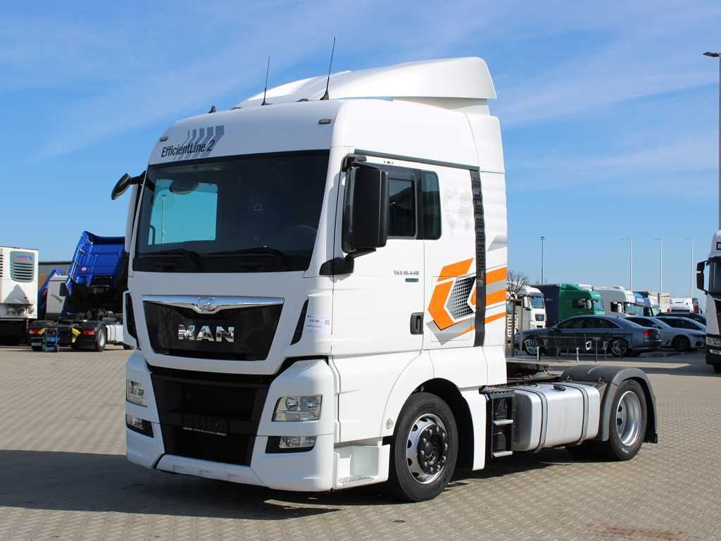 Tahač MAN TGX 18.440, LOWDECK, EURO 6