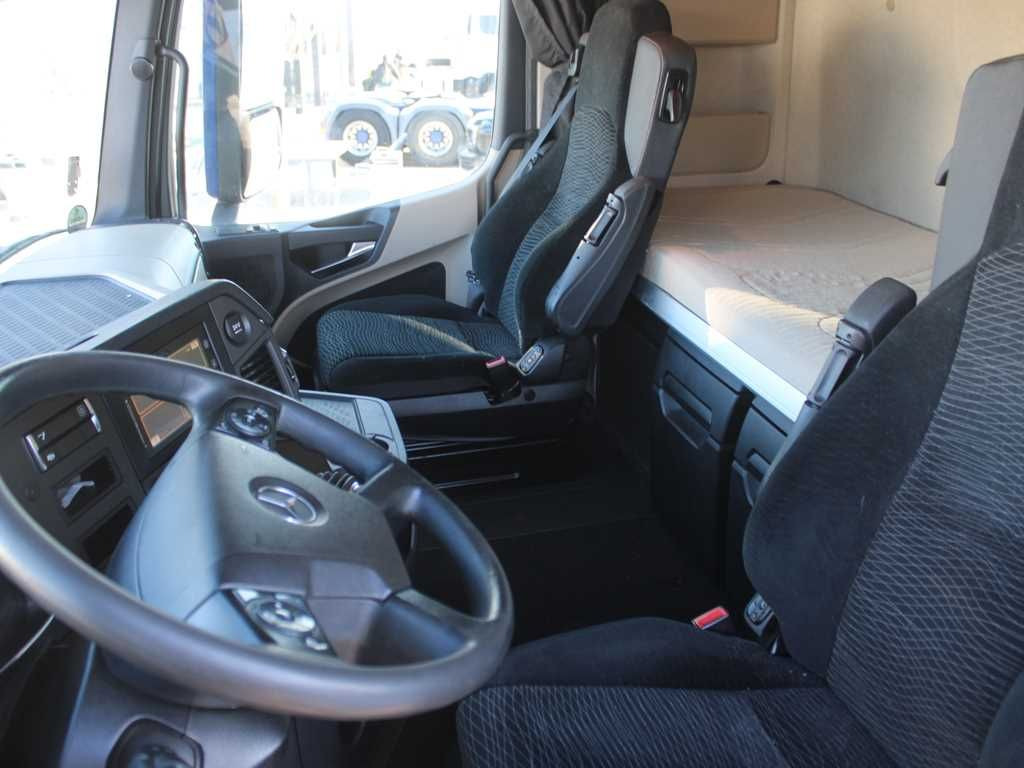 Tahač Mercedes-Benz Actros 1848, EURO 6, LOWDECK, PNEU 80%