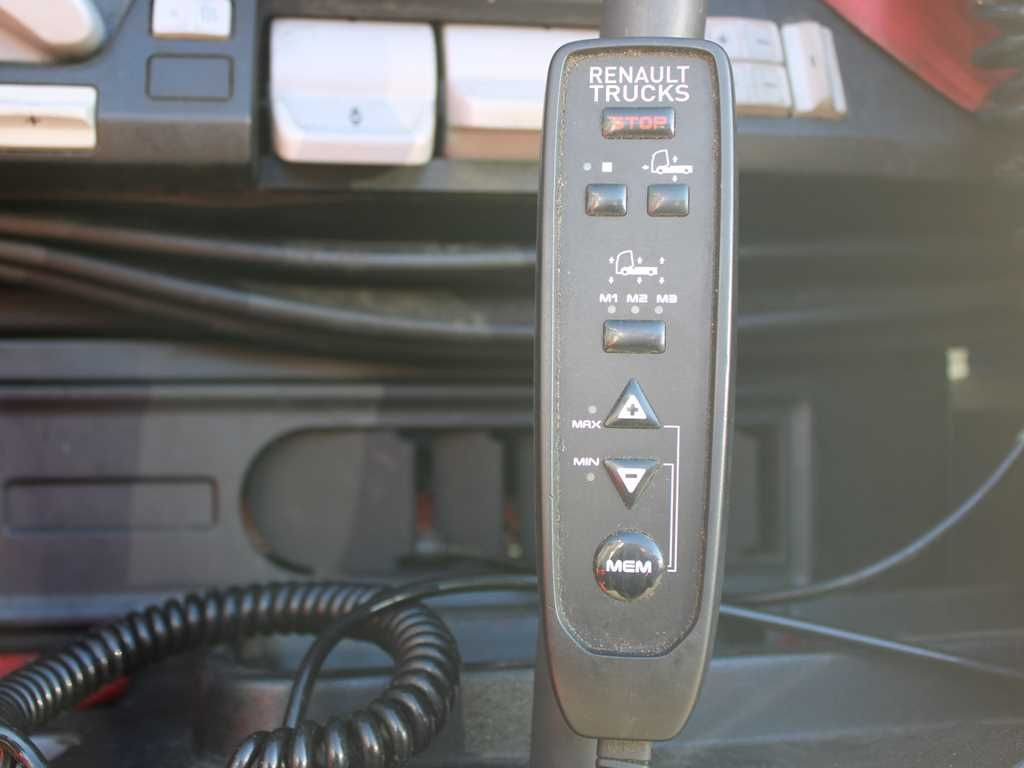 Tahač Renault T 520, EURO 6, LOWDECK, PNEU 80%