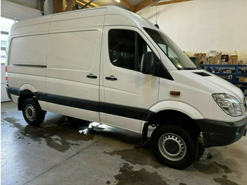 Furgon MERCEDES-BENZ Sprinter 316