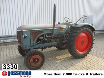 Traktor HANOMAG