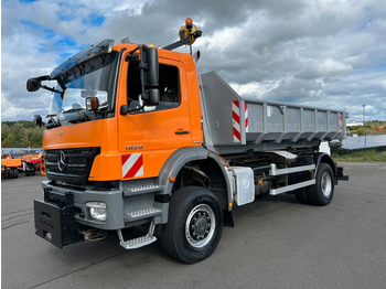 Hákový nosič kontejnerů MERCEDES-BENZ Axor 1829