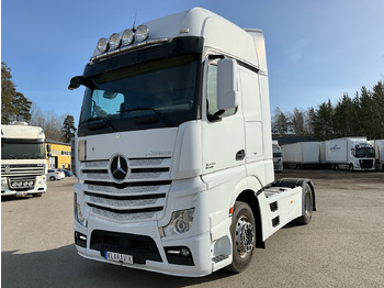 Nákladní auto MERCEDES-BENZ Actros 1845