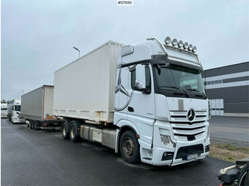 Skříňový nákladní auto MERCEDES-BENZ Actros