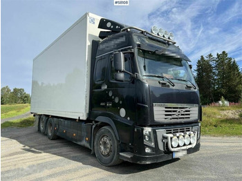 Skříňový nákladní auto VOLVO FH16