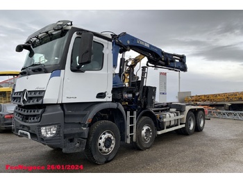 Hákový nosič kontejnerů MERCEDES-BENZ Arocs 3243