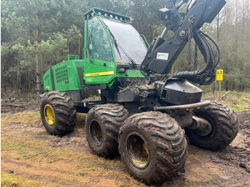 Harvestor JOHN DEERE