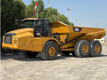 Kloubový sklápěč CATERPILLAR 745