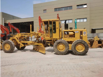 Grejdr CATERPILLAR 140G