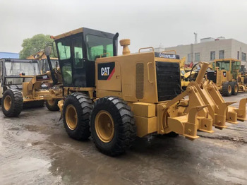 Grejdr CATERPILLAR 140H