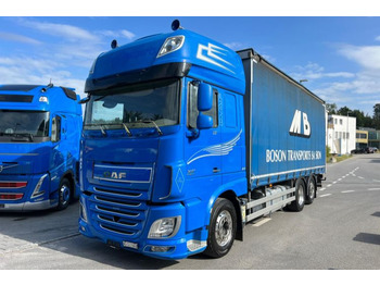 Plachtový nákladní auto DAF XF 510