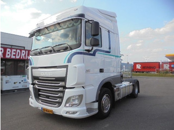 Tahač DAF XF 440