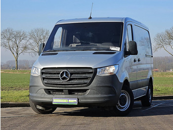 Furgon MERCEDES-BENZ Sprinter 311