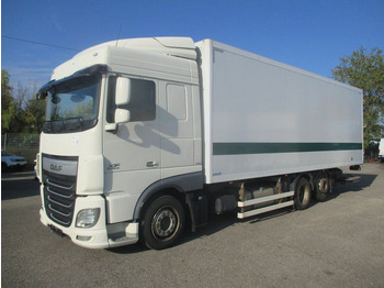 Skříňový nákladní auto DAF XF 450