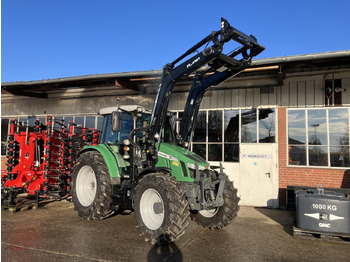 Traktor MASSEY FERGUSON 5713