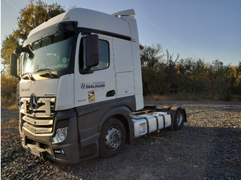 Tahač MERCEDES-BENZ Actros 1845