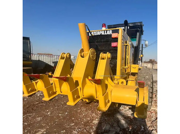 Grejdr CATERPILLAR 140H