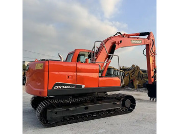 Pásové rýpadlo DOOSAN DX140