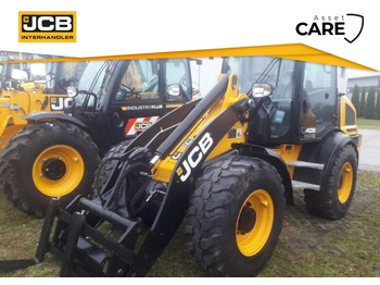 Kolový nakladač JCB 409