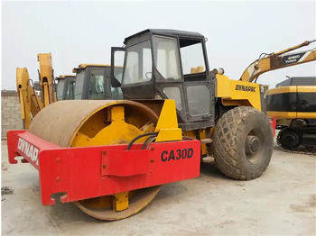 Válec Dynapac Roller CA30D second hand roller Dynapac CA30D compactor CA30D cheap for sale: obrázek 5