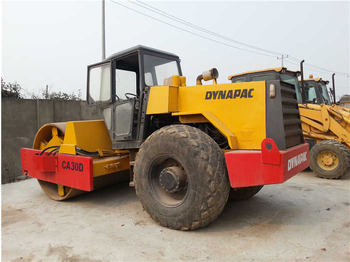 Válec Dynapac Roller CA30D second hand roller Dynapac CA30D compactor CA30D cheap for sale: obrázek 2