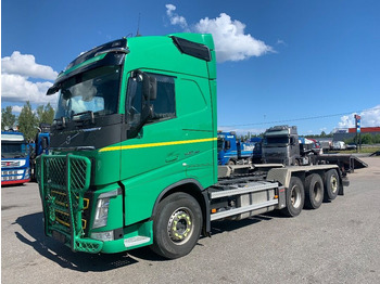 Podvozek s kabinou VOLVO FH13 540