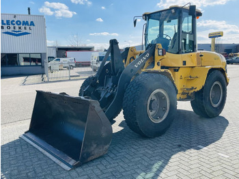 Kolový nakladač VOLVO L40