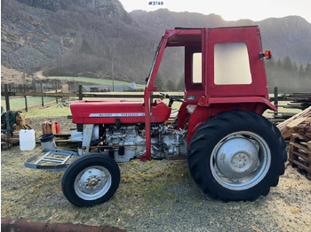 Traktor MASSEY FERGUSON 1000 series