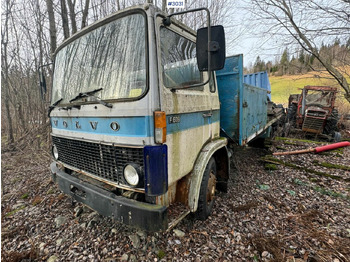 Nákladní automobil valníkový/ Plošinový VOLVO FL