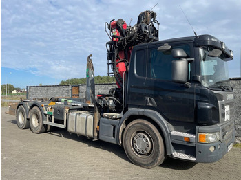 Hákový nosič kontejnerů SCANIA P 400