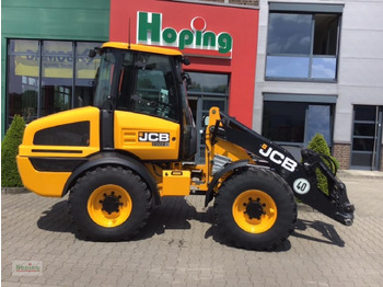 Kolový nakladač JCB 409