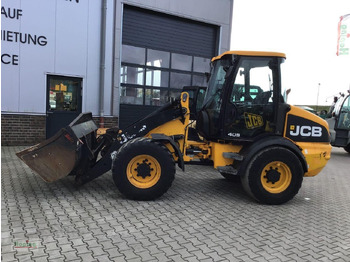 Kolový nakladač JCB 409