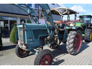 Traktor HANOMAG