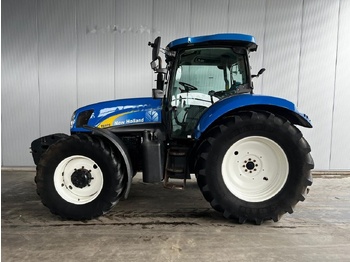 Traktor NEW HOLLAND T6070