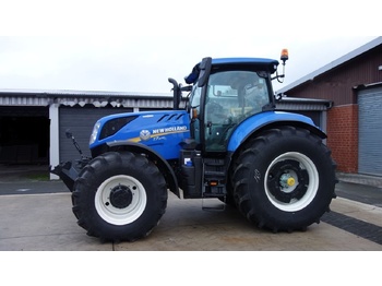 Traktor NEW HOLLAND T7.270