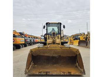 Kolový nakladač CATERPILLAR 924K