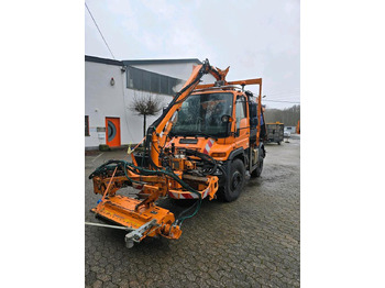 Komunální/ Speciální technika UNIMOG U400