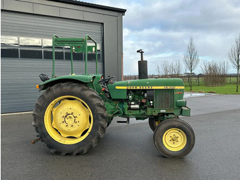 Traktor John Deere 1630 2-wd: obrázek 2