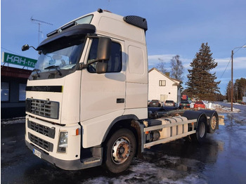 Podvozek s kabinou VOLVO FH13 440