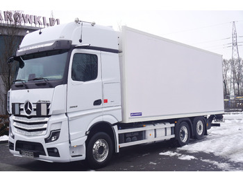 Chladírenský nákladní automobil MERCEDES-BENZ Actros