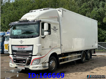 Chladírenský nákladní automobil DAF XF 106 460