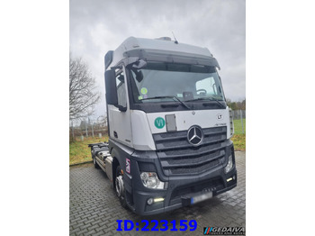 Podvozek s kabinou MERCEDES-BENZ Actros 2542