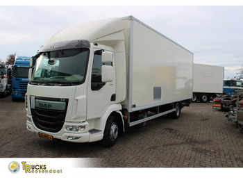 Skříňový nákladní auto DAF LF 210