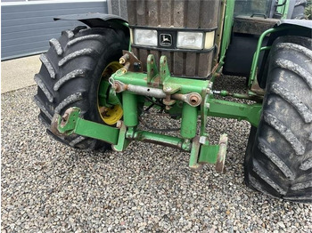 Traktor John Deere 6800 Med frontlift.: obrázek 4