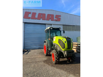 Traktor CLAAS Nexos 220