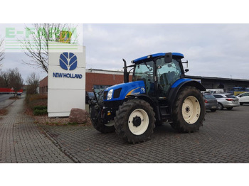 Traktor NEW HOLLAND T6020