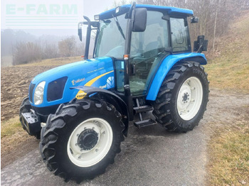 Traktor NEW HOLLAND TL