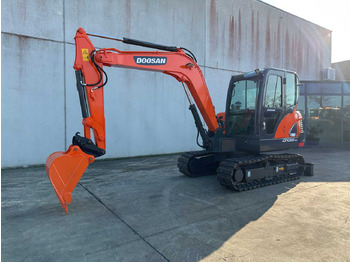 Pásové rýpadlo DOOSAN DX55-9C